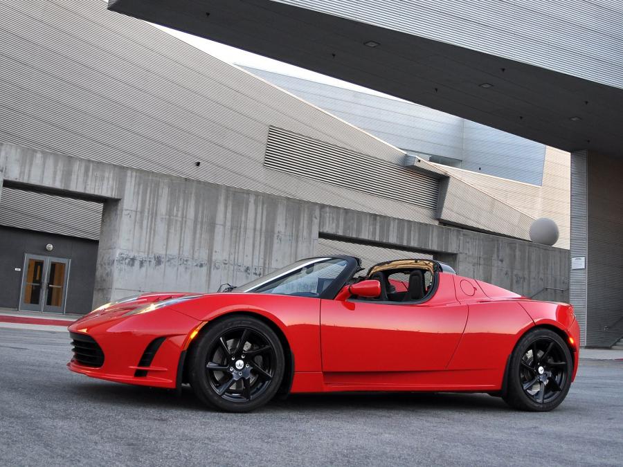  Tesla Roadster Sport 2010 года  (фото 4 из 66)
